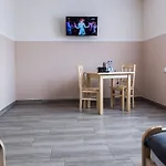 Dom Wycieczkowy Na Stadionie Hotel Kłodzko