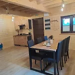 Hotel Dom Wycieczkowy Na Stadionie