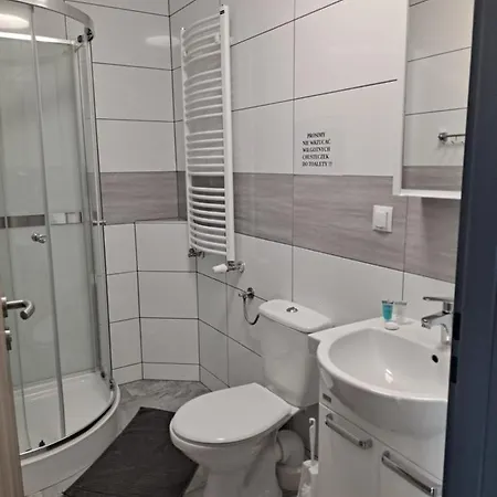 מלון Dom Wycieczkowy 