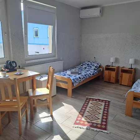 מלון Dom Wycieczkowy 