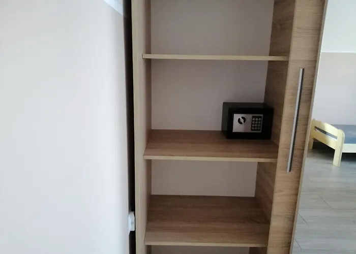 Dom Wycieczkowy Na Stadionie Kłodzko