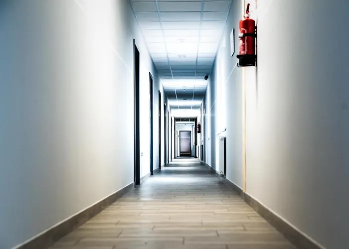 Dom Wycieczkowy Na Stadionie Hotel *