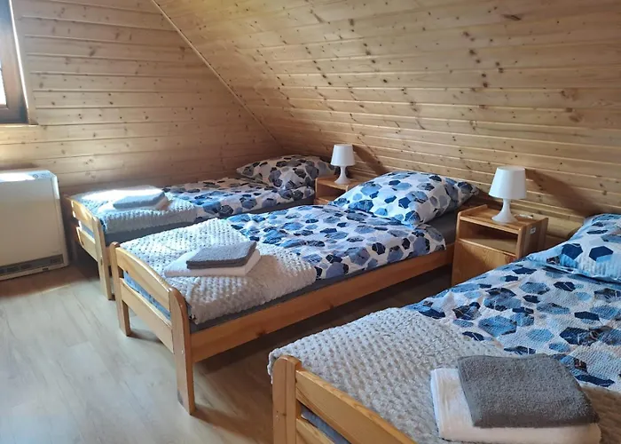 Dom Wycieczkowy Na Stadionie *