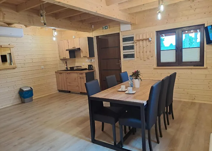 Hotel Dom Wycieczkowy Na Stadionie