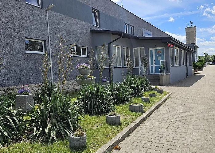 Dom Wycieczkowy Na Stadionie * Kłodzko